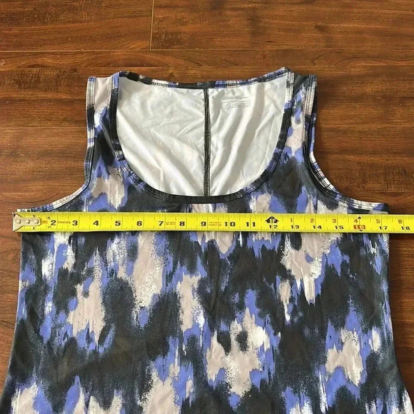 ⭐️3/$15 Eddie Bauer  tank - Picture 4 of 7